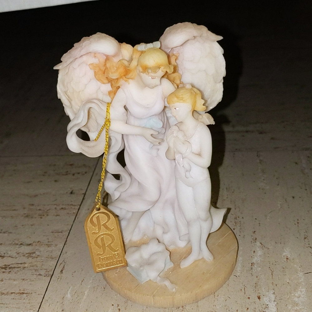 Seraphim classics sweet surprise angel